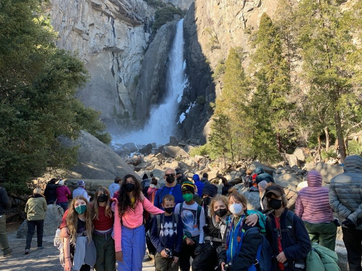 ES Yosemite waterfall 01